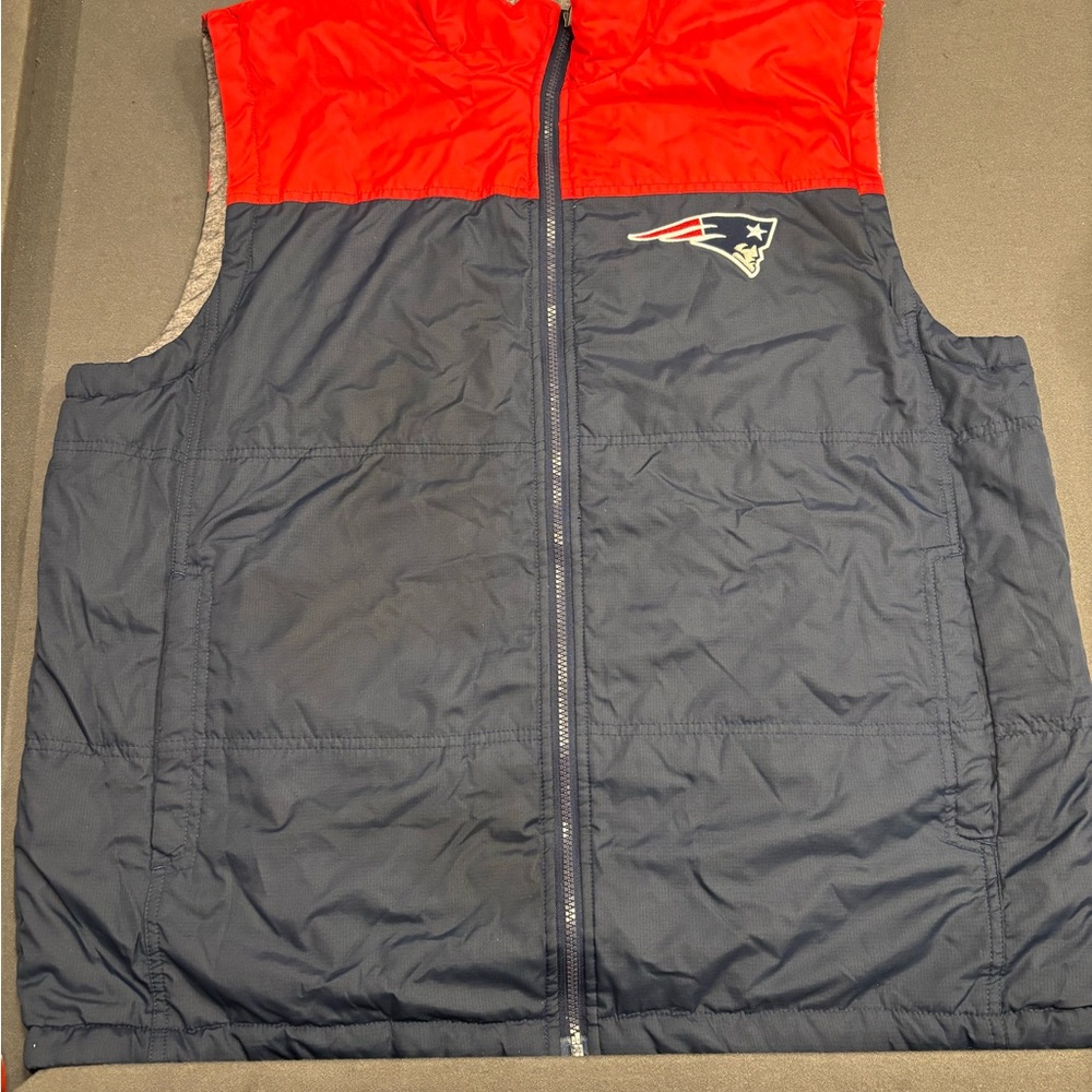 NFL New England Patriots Red and Gray Quilted Vest